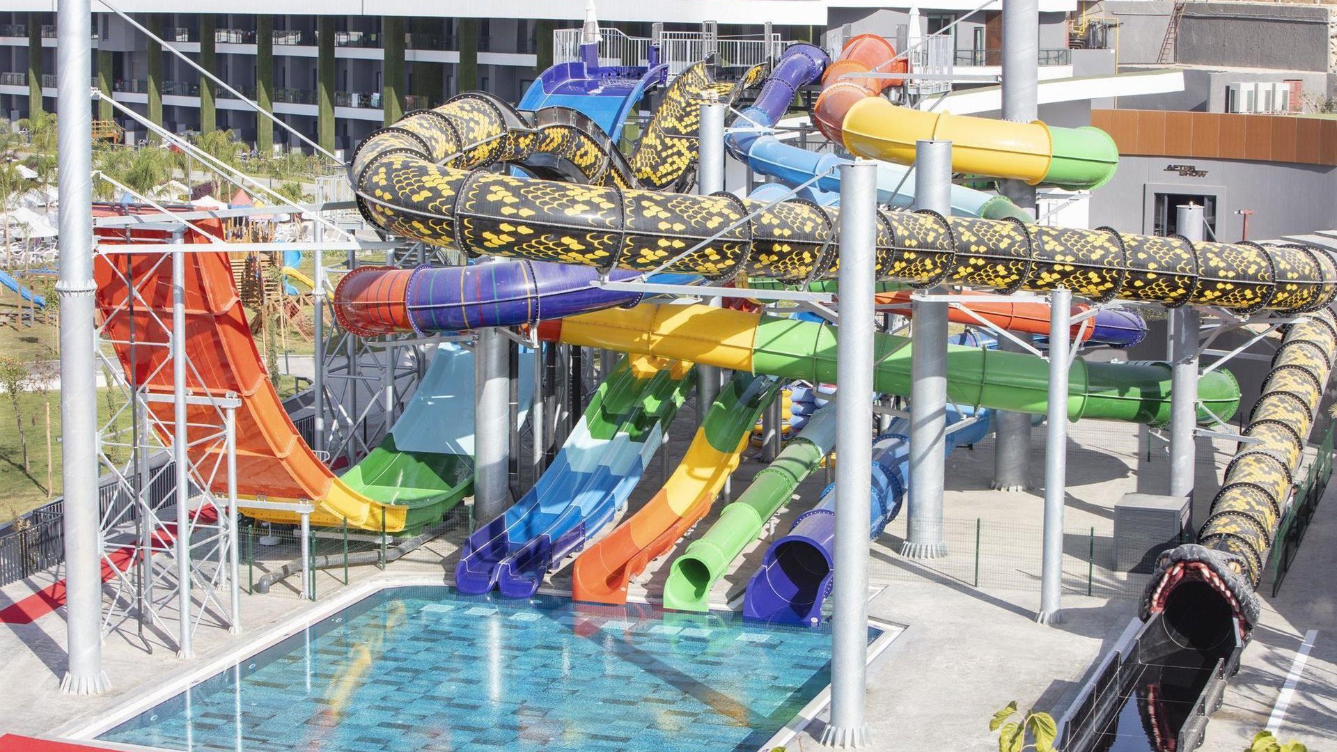 Mylome Luxury Hotel & Resort