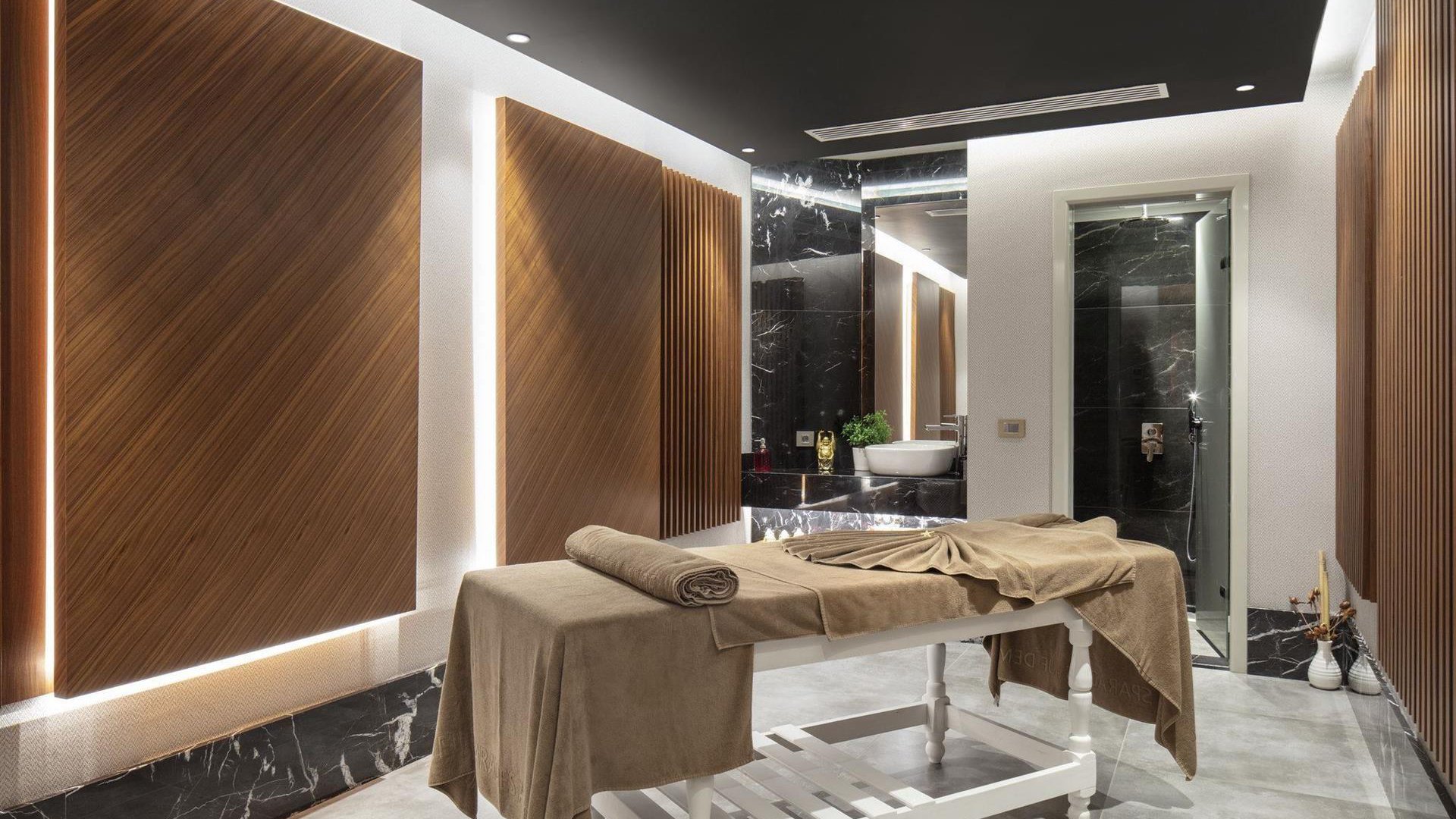 Mylome Luxury Hotel & Resort