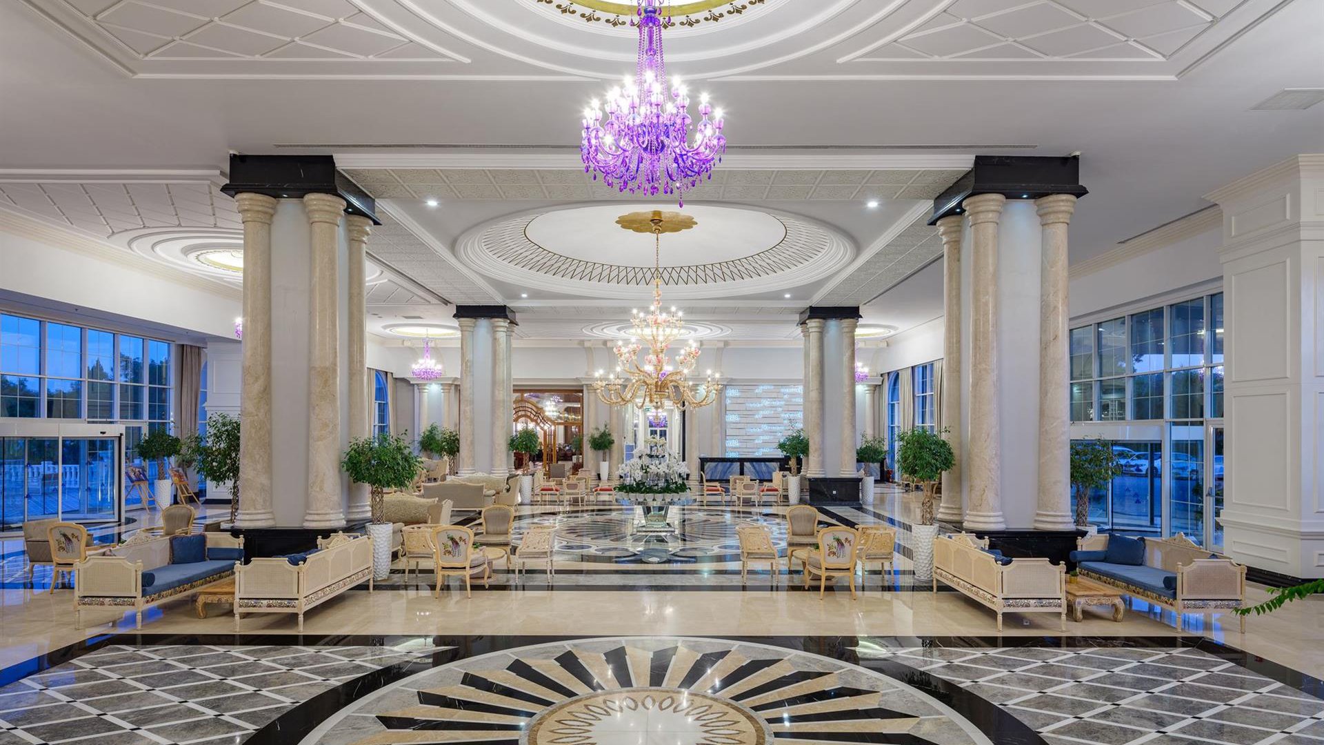 Rubi Platinum Spa Resort & Suites