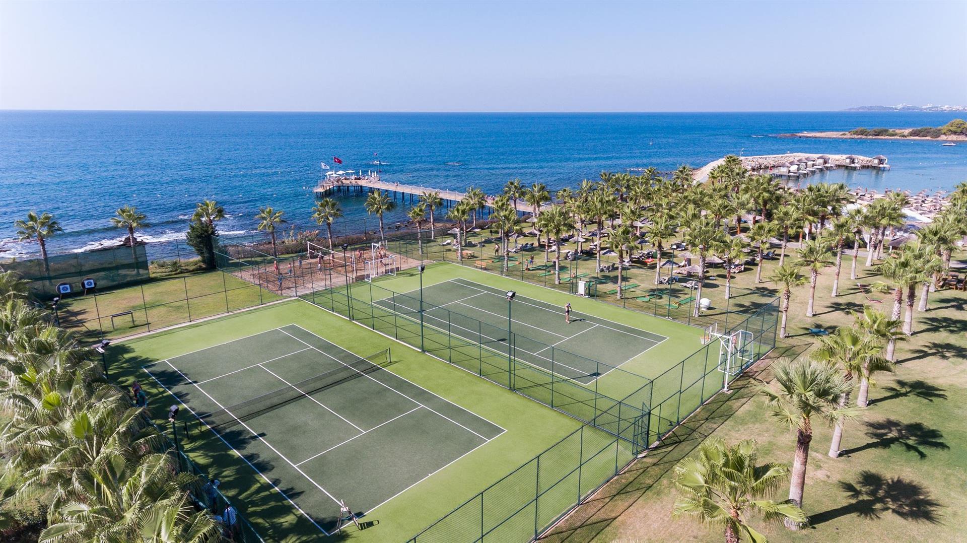 Rubi Platinum Spa Resort & Suites