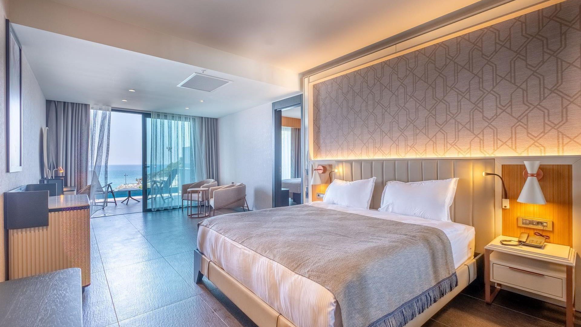 Mylome Luxury Hotel & Resort