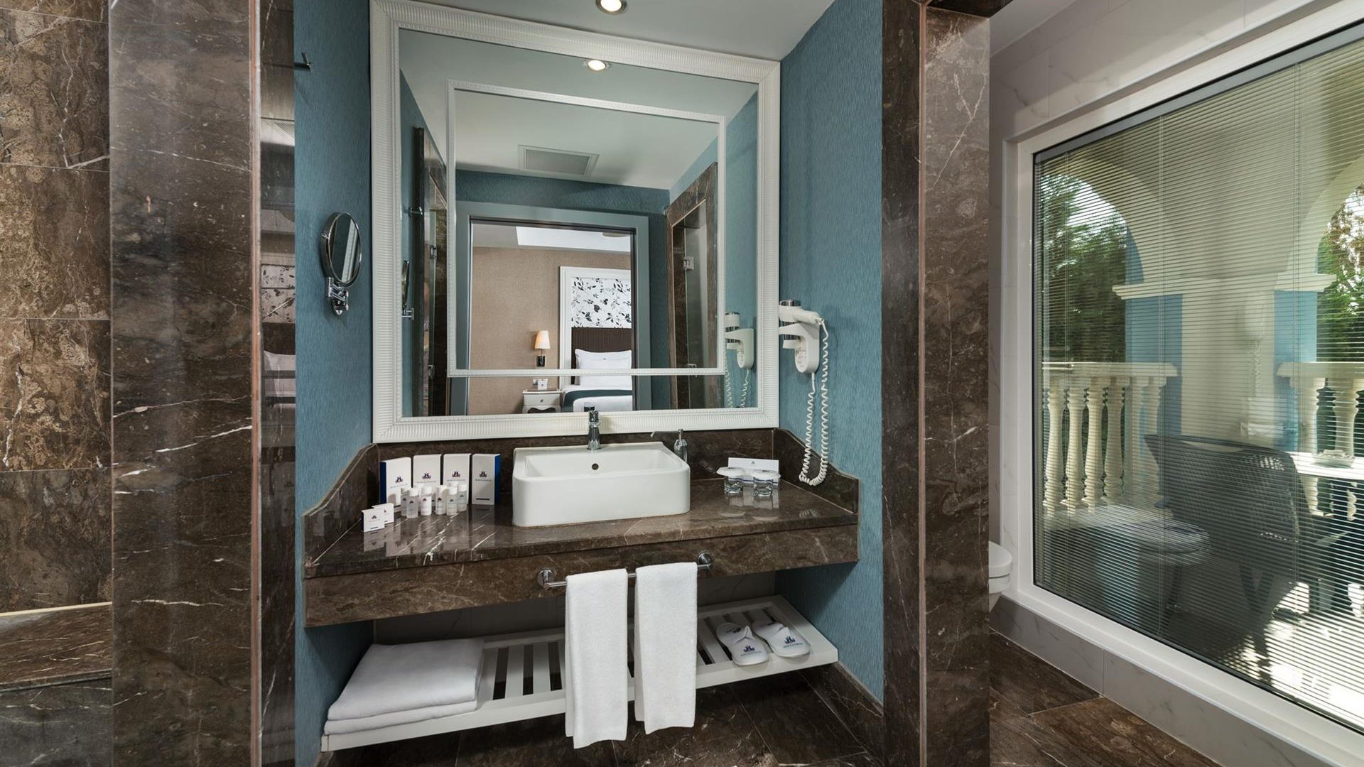 Rubi Platinum Spa Resort & Suites