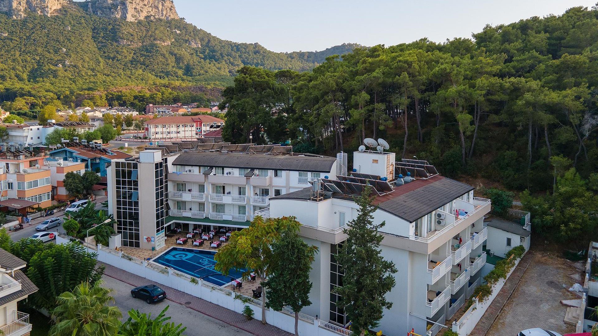 Viking Express Hotel — nuotrauka 1