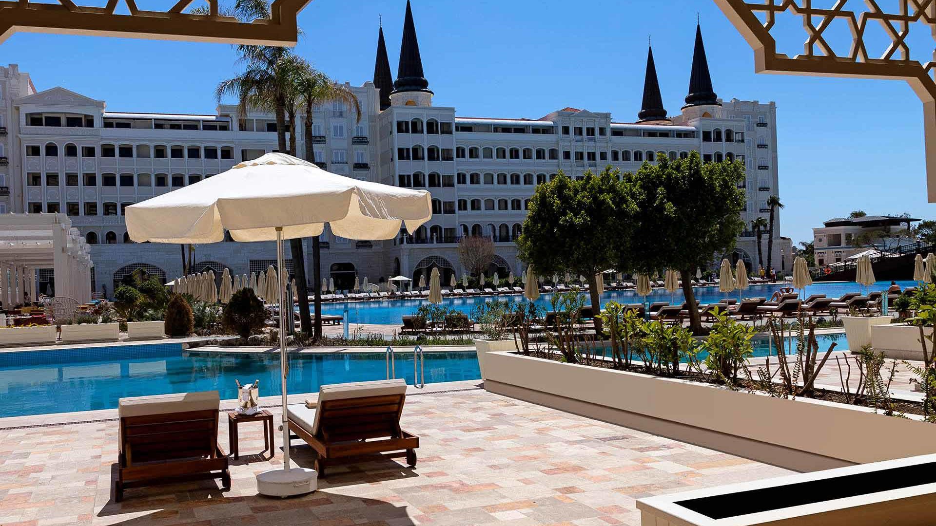 TITANIC MARDAN PALACE