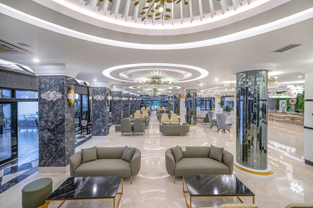 ARIA RESORT & SPA