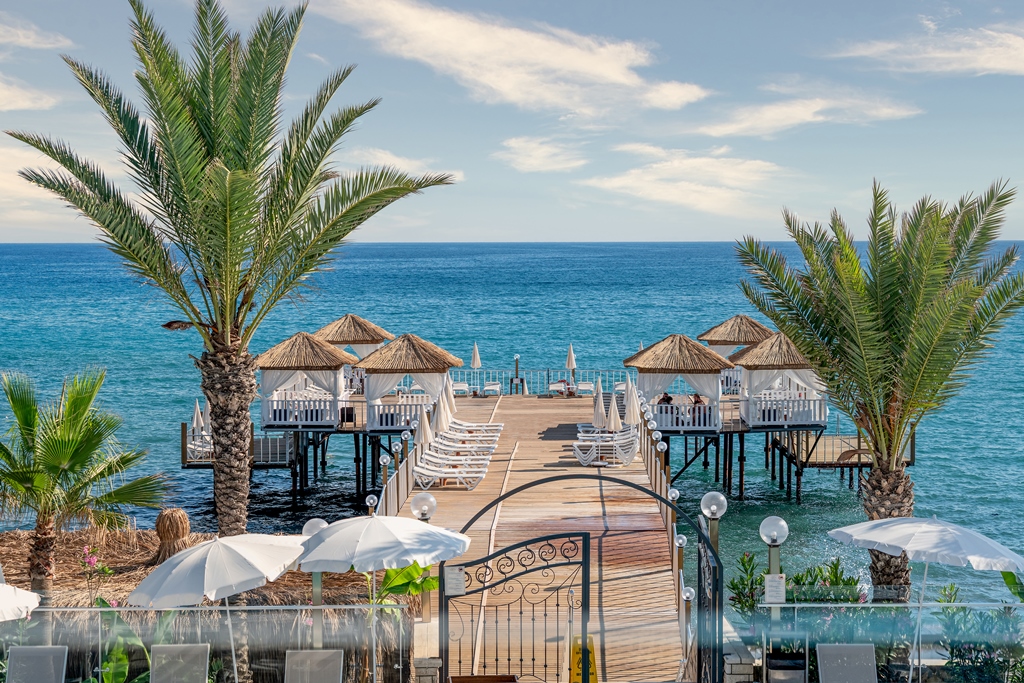 ARIA RESORT & SPA