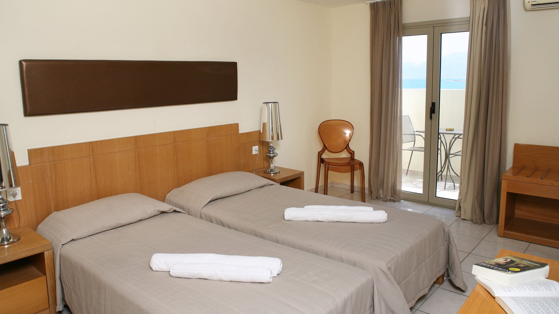 GOLDEN BEACH HERSONISSOS