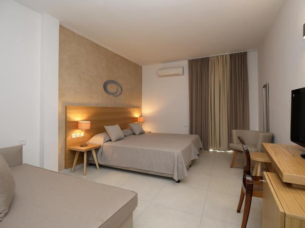 GOLDEN BEACH HERSONISSOS