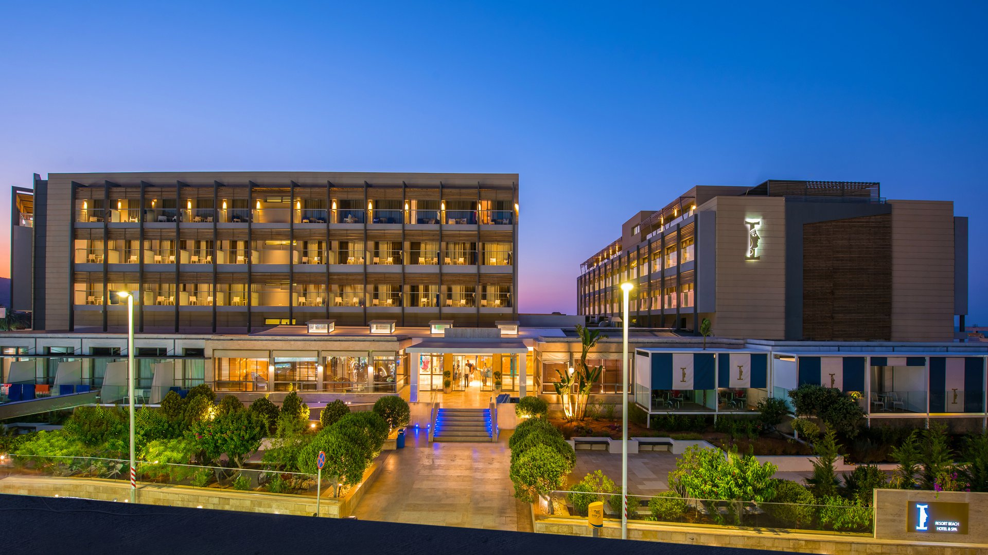 I-RESORT BEACH HOTEL & SPA