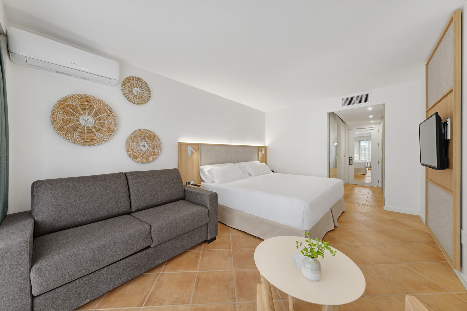 OCCIDENTAL CALA VINAS