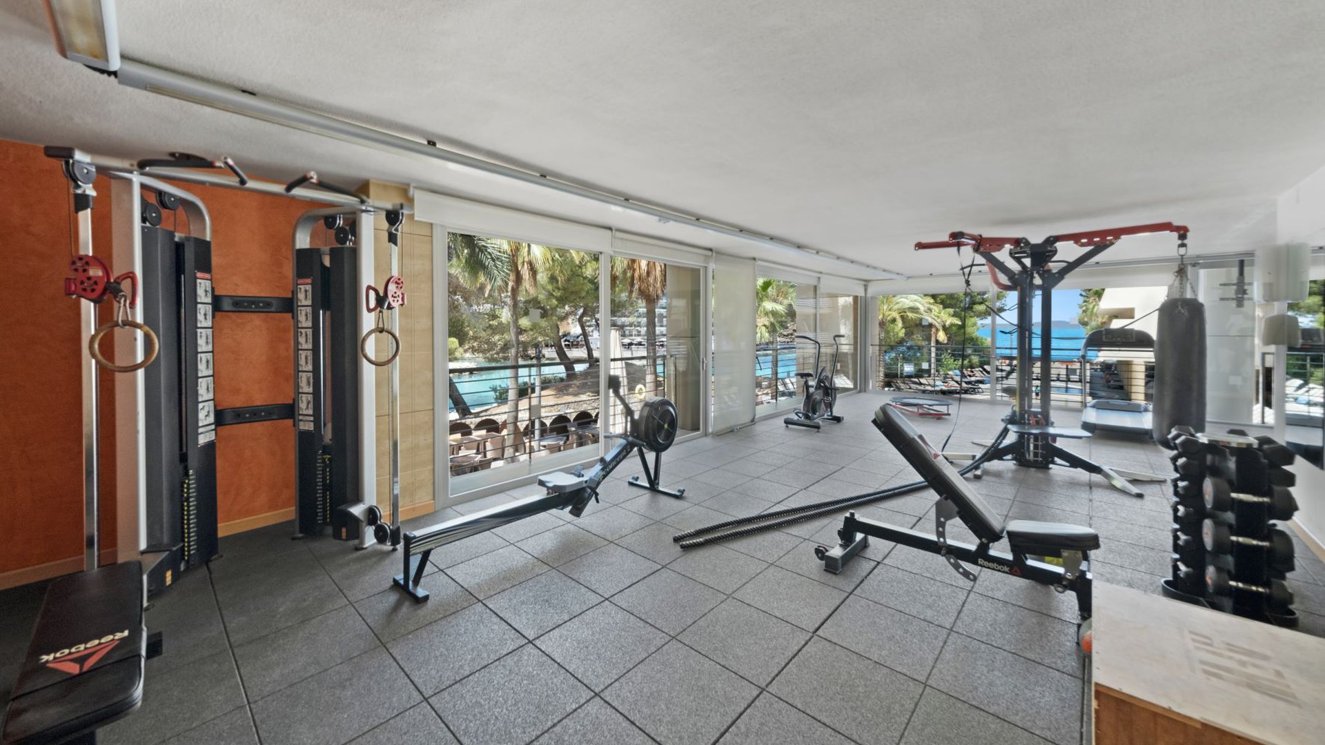 OCCIDENTAL CALA VINAS