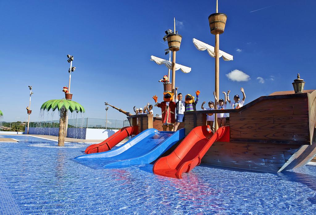 BLAU PUNTA REINA FAMILY RESORT