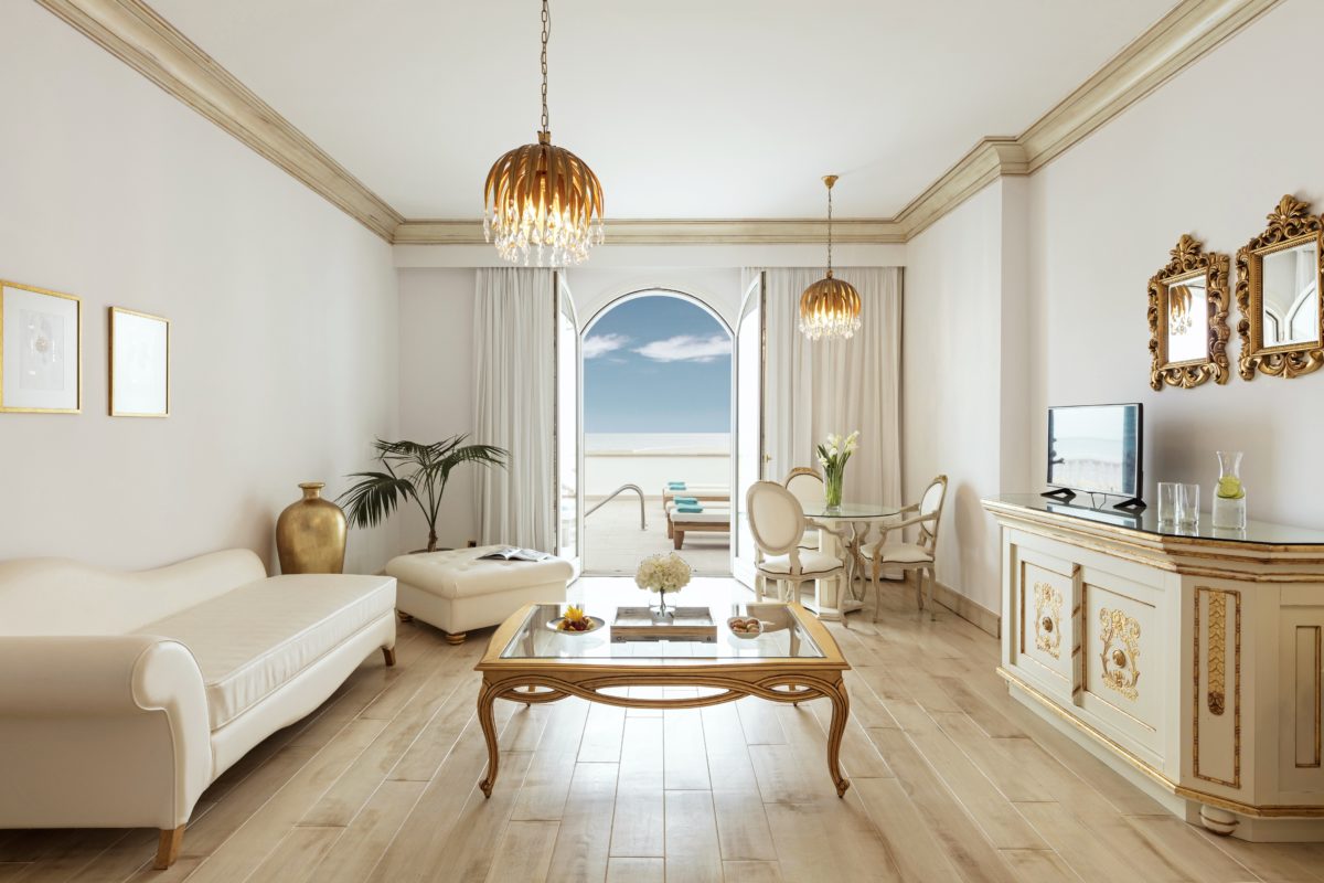 MITSIS SELECTION LAGUNA