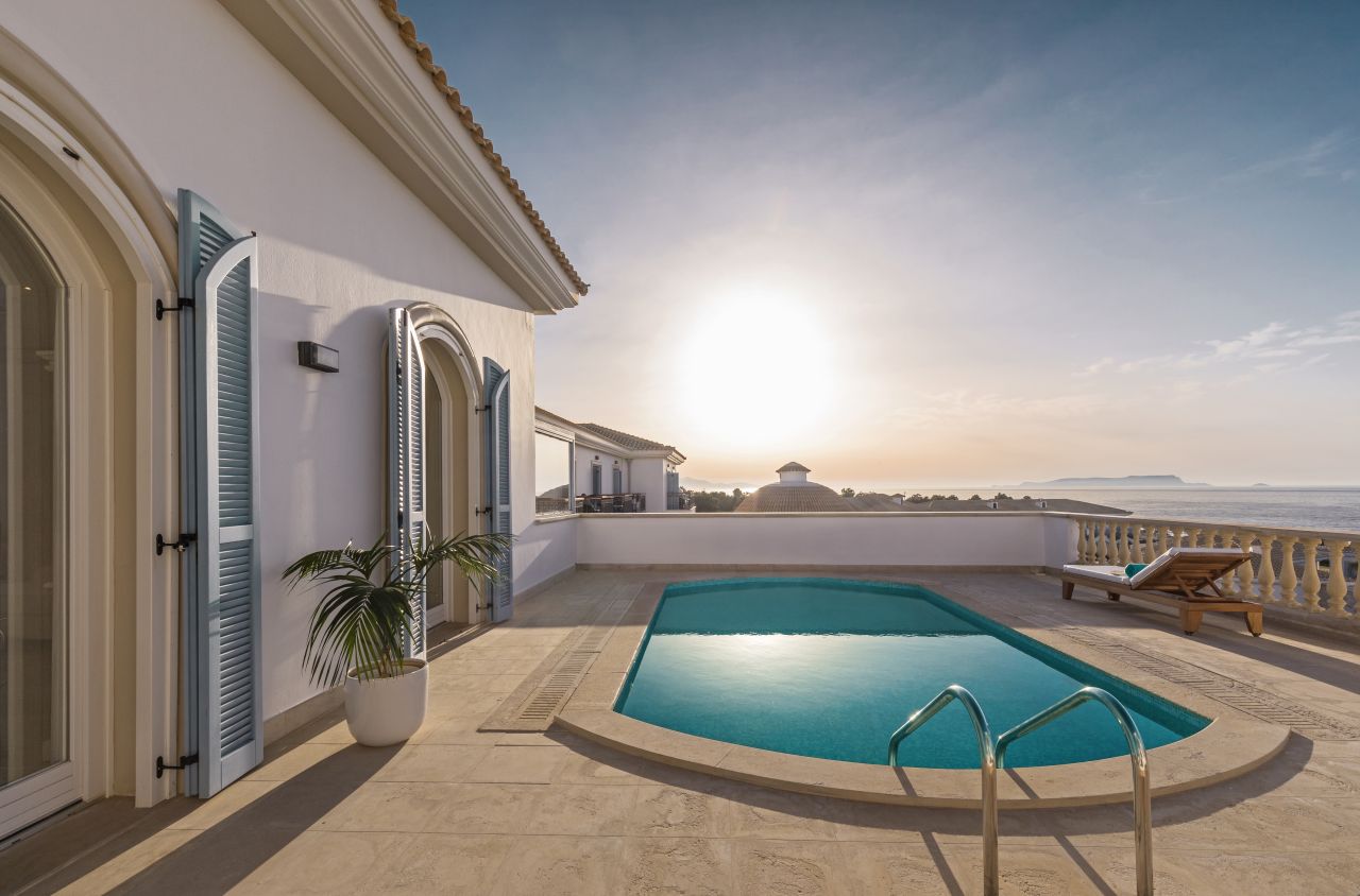 MITSIS SELECTION LAGUNA