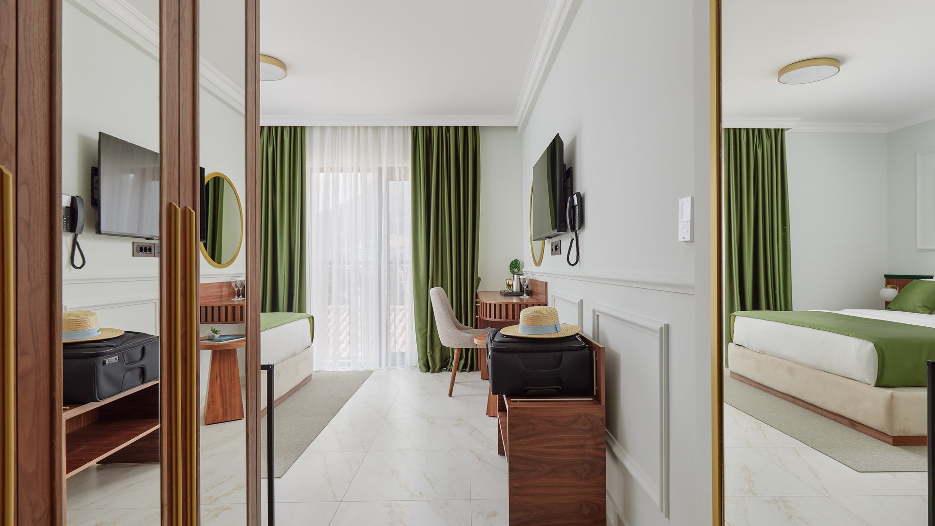 HOTEL DIPLOMAT BY AYCON