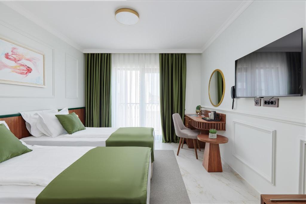 HOTEL DIPLOMAT BY AYCON