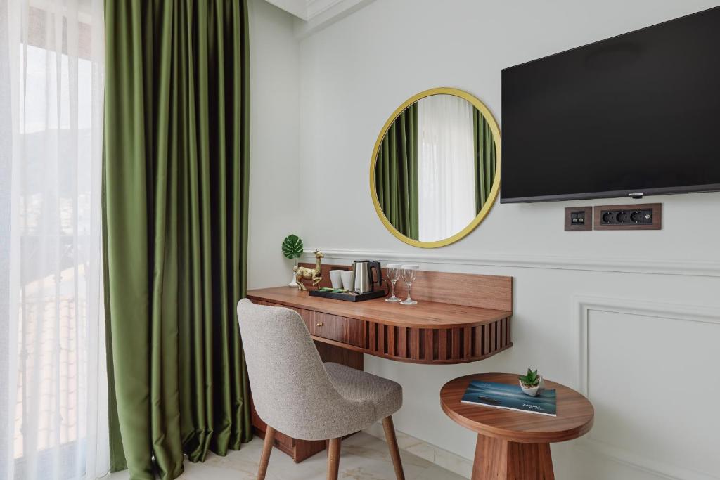 HOTEL DIPLOMAT BY AYCON