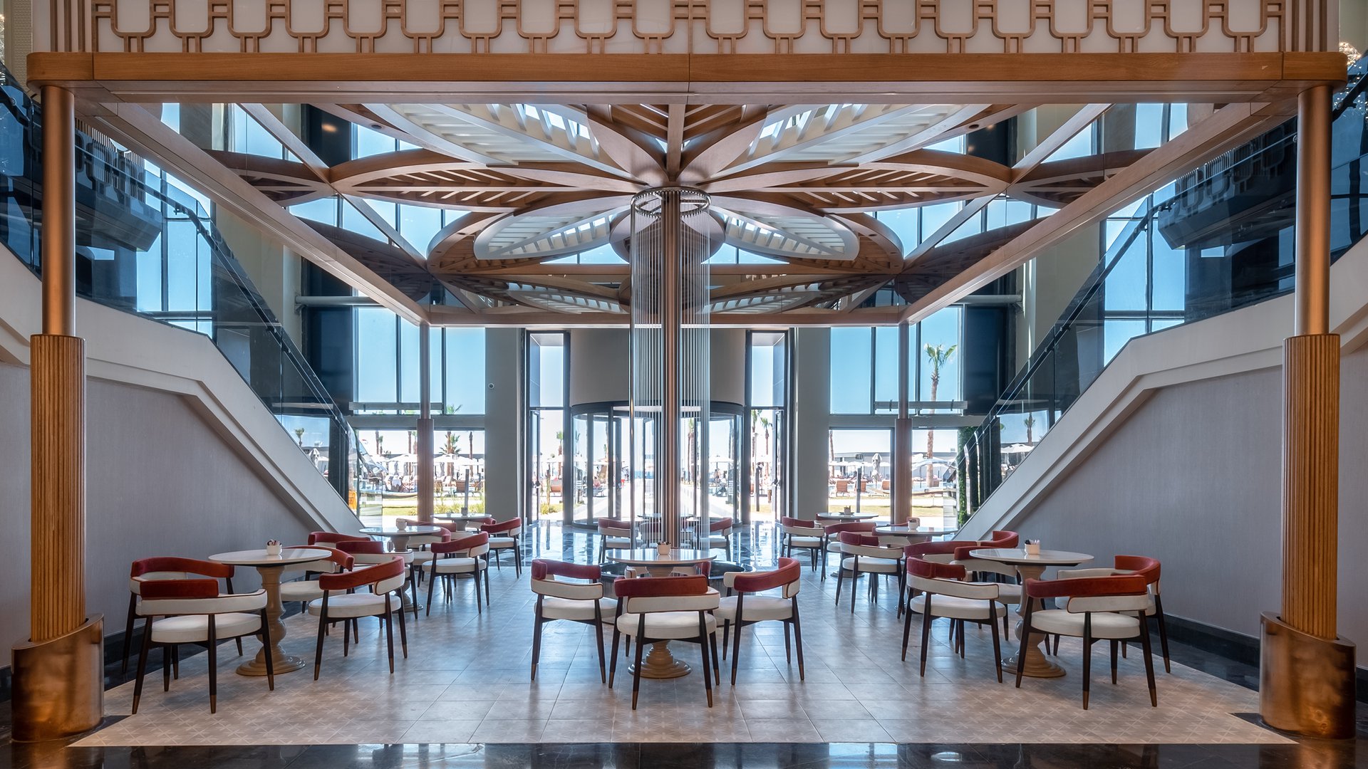 LAGO HOTEL