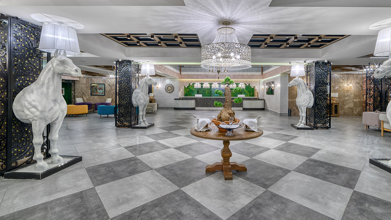Seven Seas Palmeras Bay