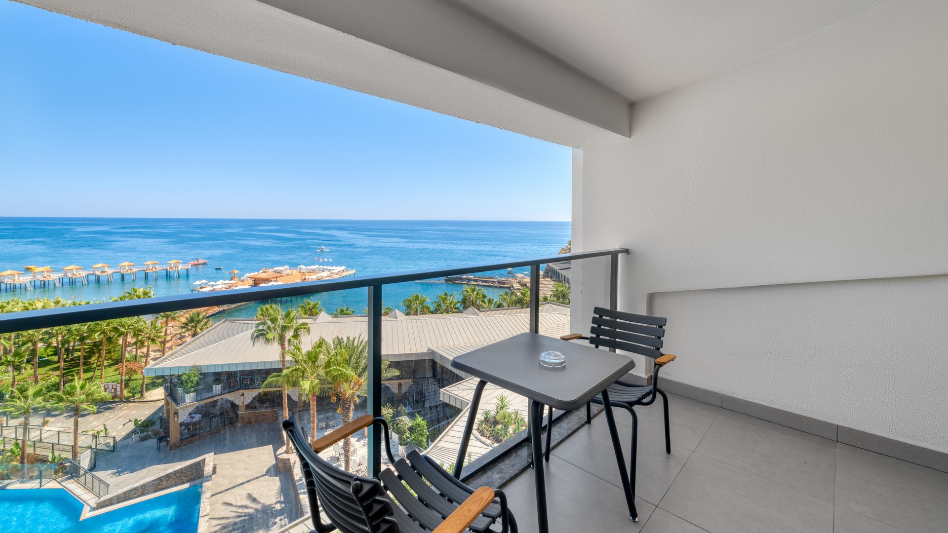 Seven Seas Palmeras Bay
