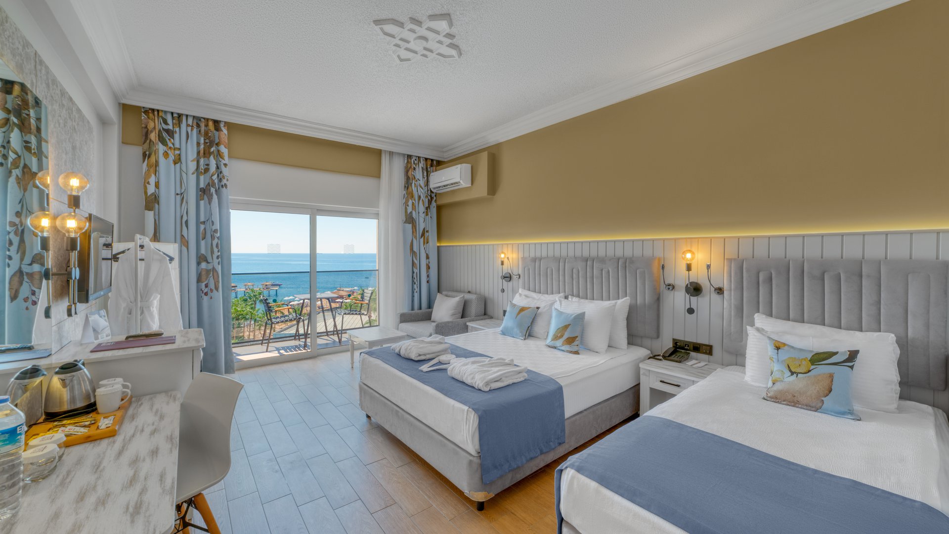 Seven Seas Palmeras Bay
