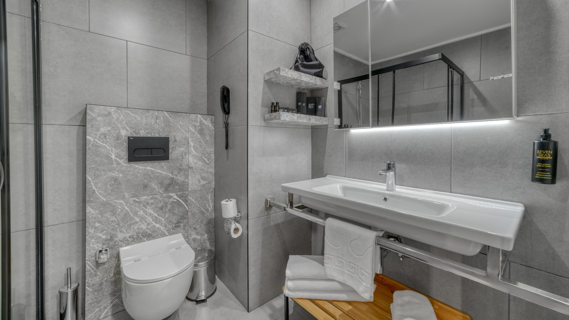 Seven Seas Palmeras Bay