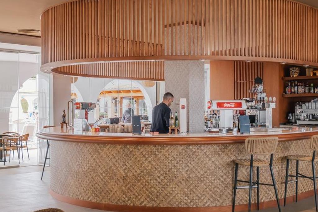 BLAU PUNTA REINA FAMILY RESORT