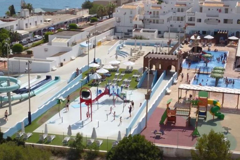 BLAU PUNTA REINA FAMILY RESORT