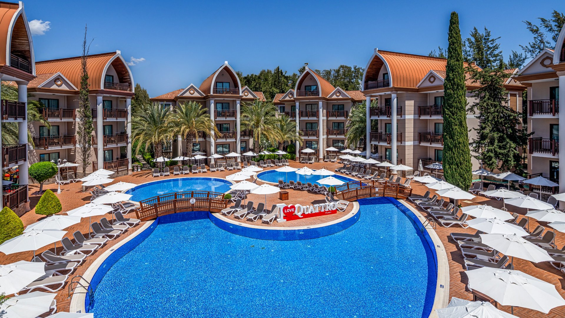 QUATTRO FAMILY CLUB DEM HOTEL