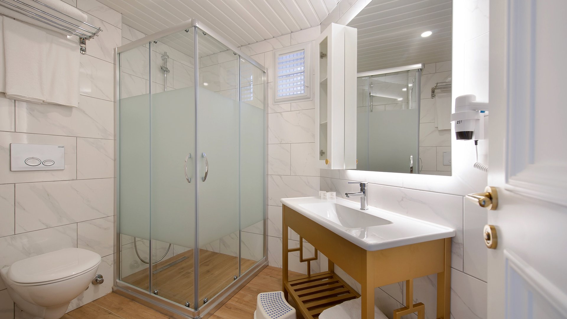 QUATTRO FAMILY CLUB DEM HOTEL