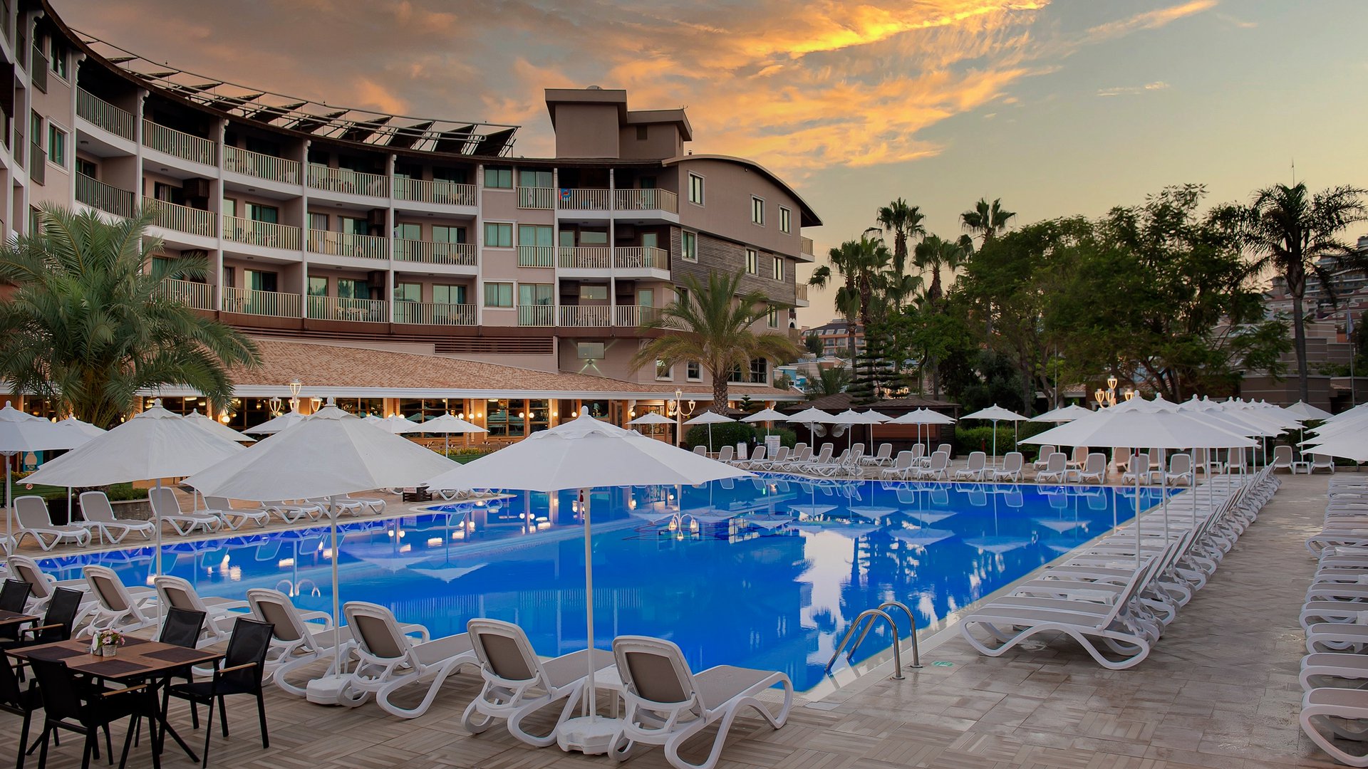 QUATTRO FAMILY CLUB DEM HOTEL