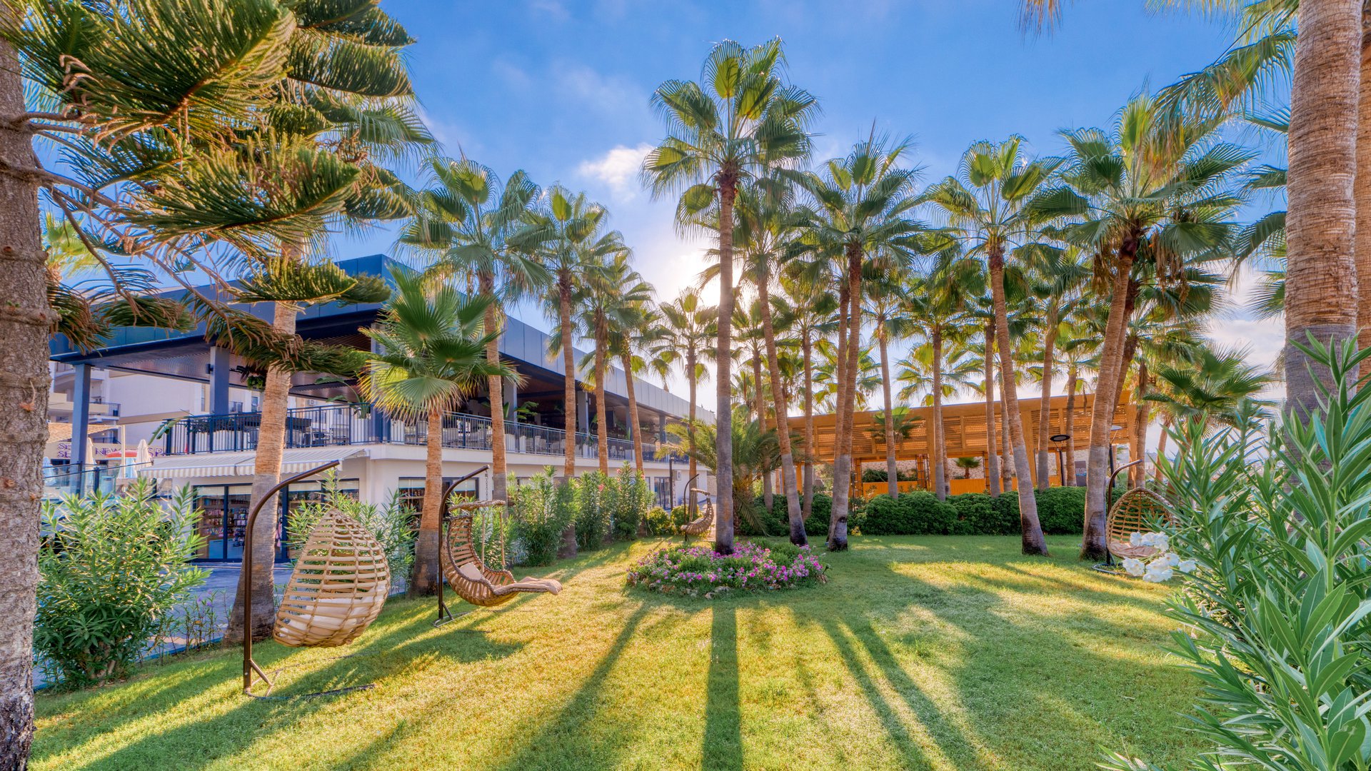 Seven Seas Palmeras Bay