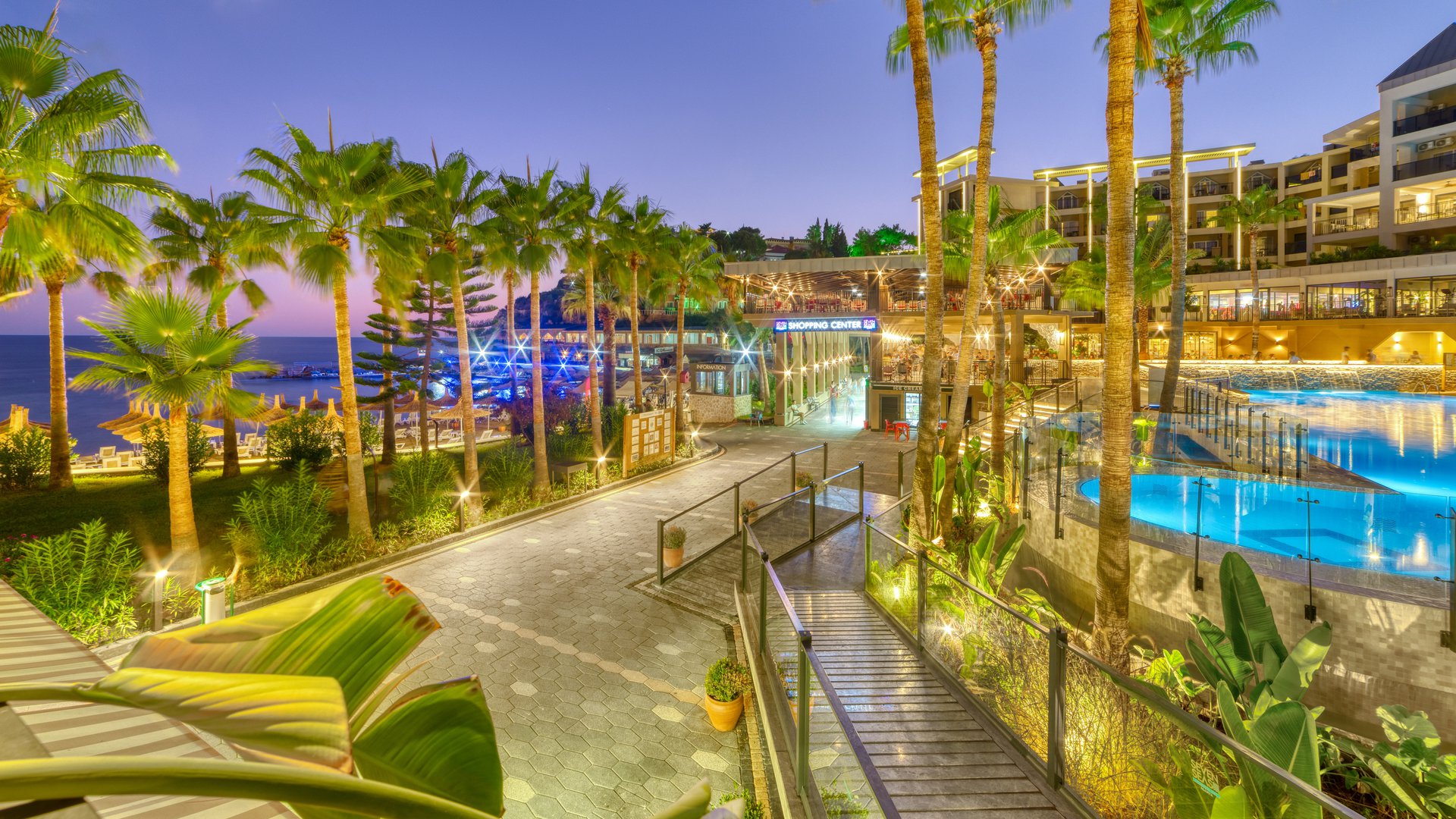 Seven Seas Palmeras Bay