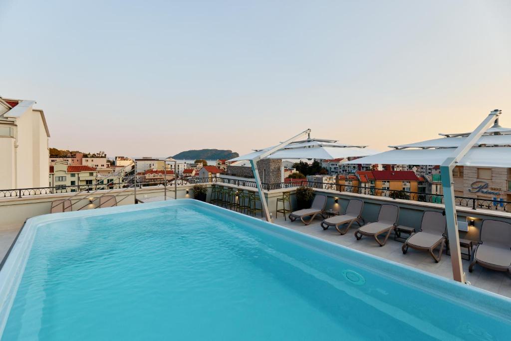 HOTEL DIPLOMAT BY AYCON