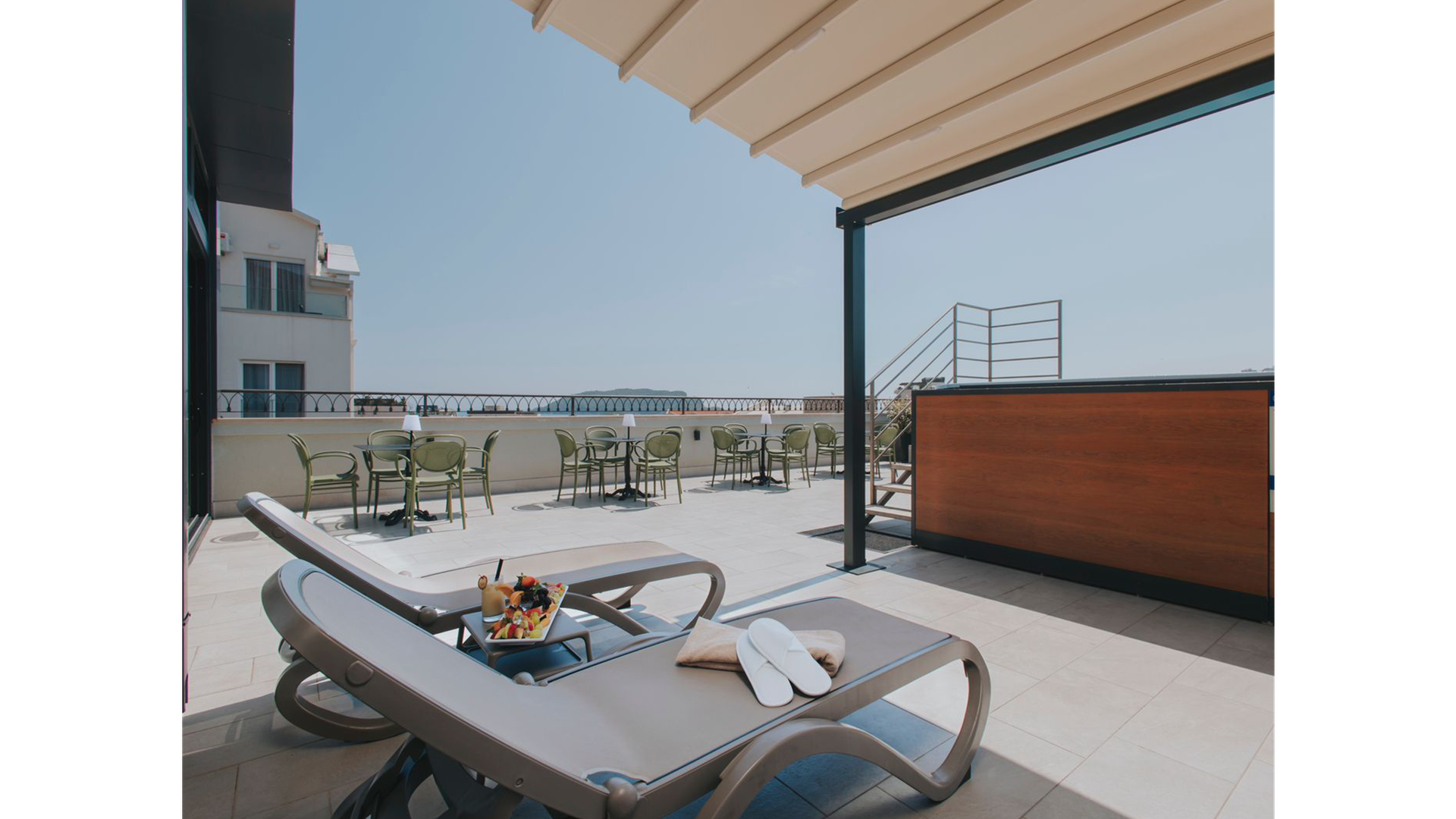 HOTEL DIPLOMAT BY AYCON