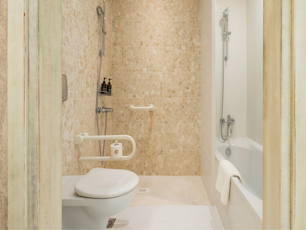 MITSIS SELECTION LAGUNA