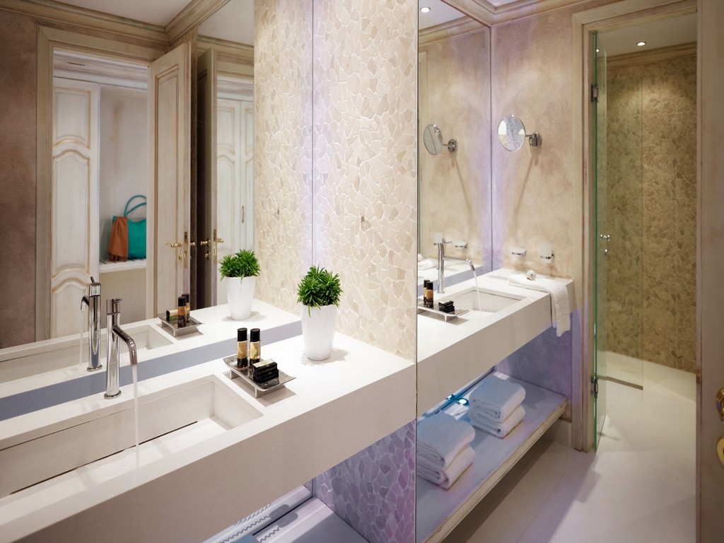 MITSIS SELECTION LAGUNA