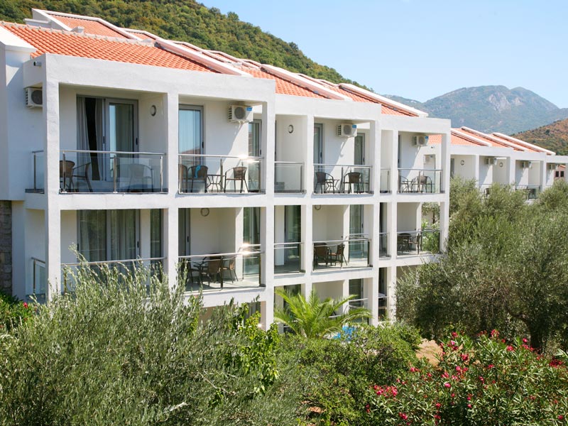 Juodkalnija, Petrovac, VILE OLIVA HOTEL 4*