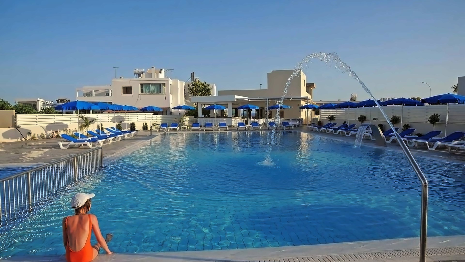 Euronapa Hotel and Apartments