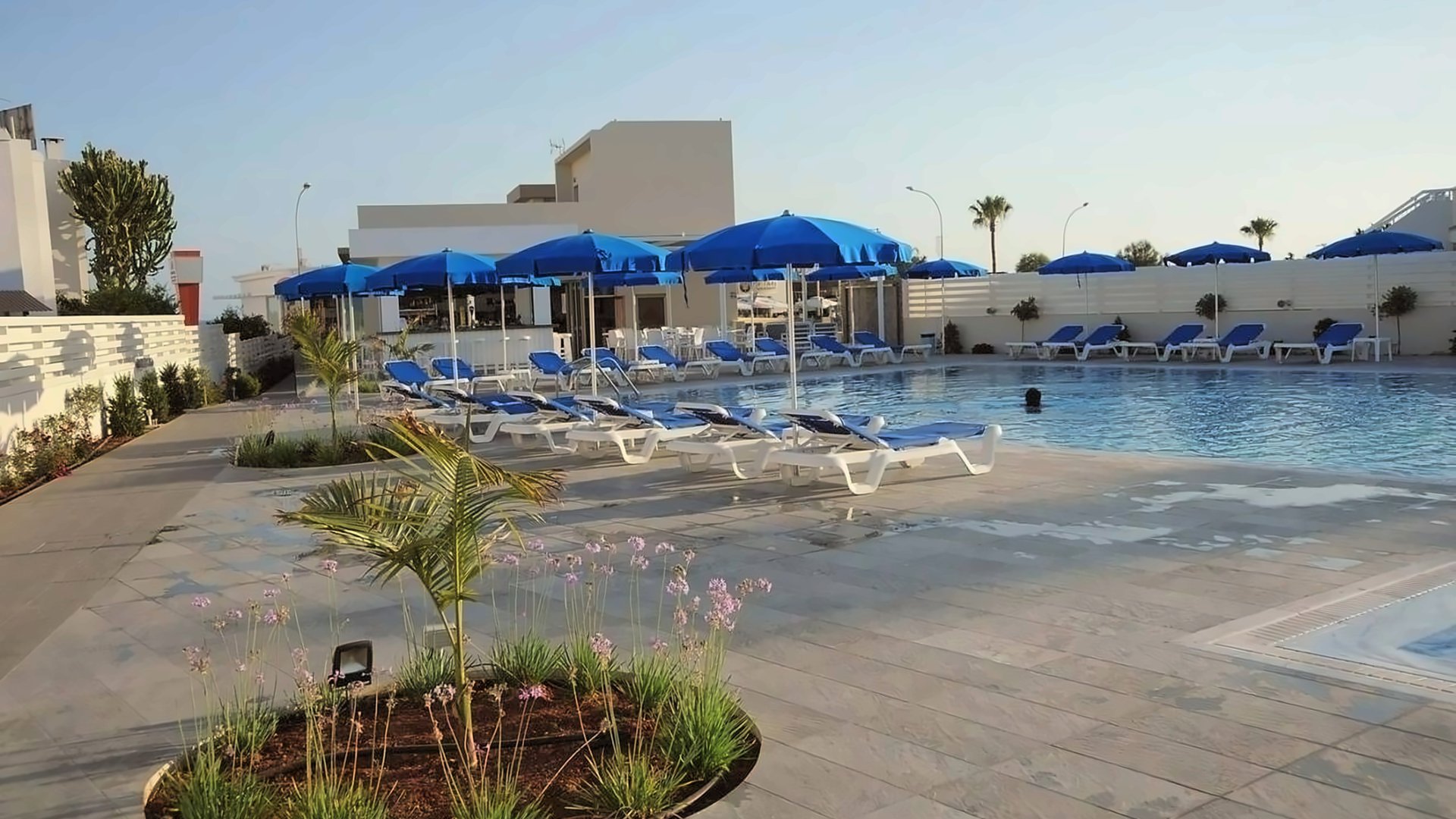 Euronapa Hotel and Apartments