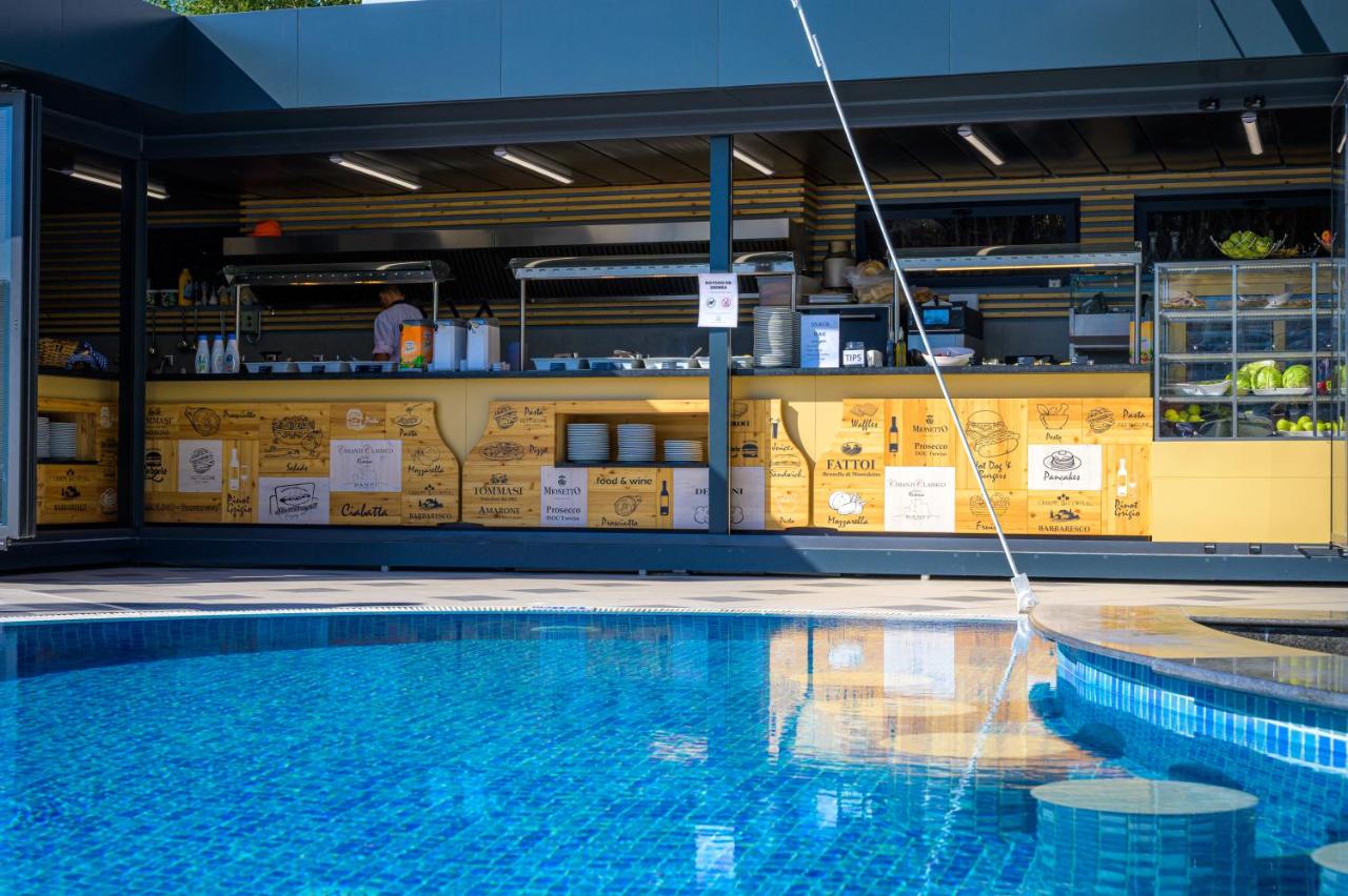 EFFECT Grand Victoria