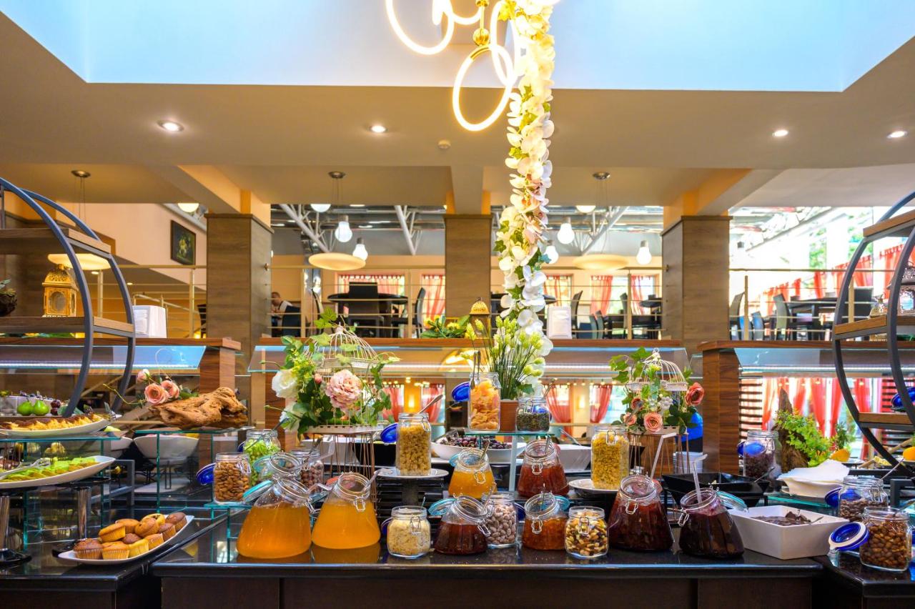 EFFECT Grand Victoria