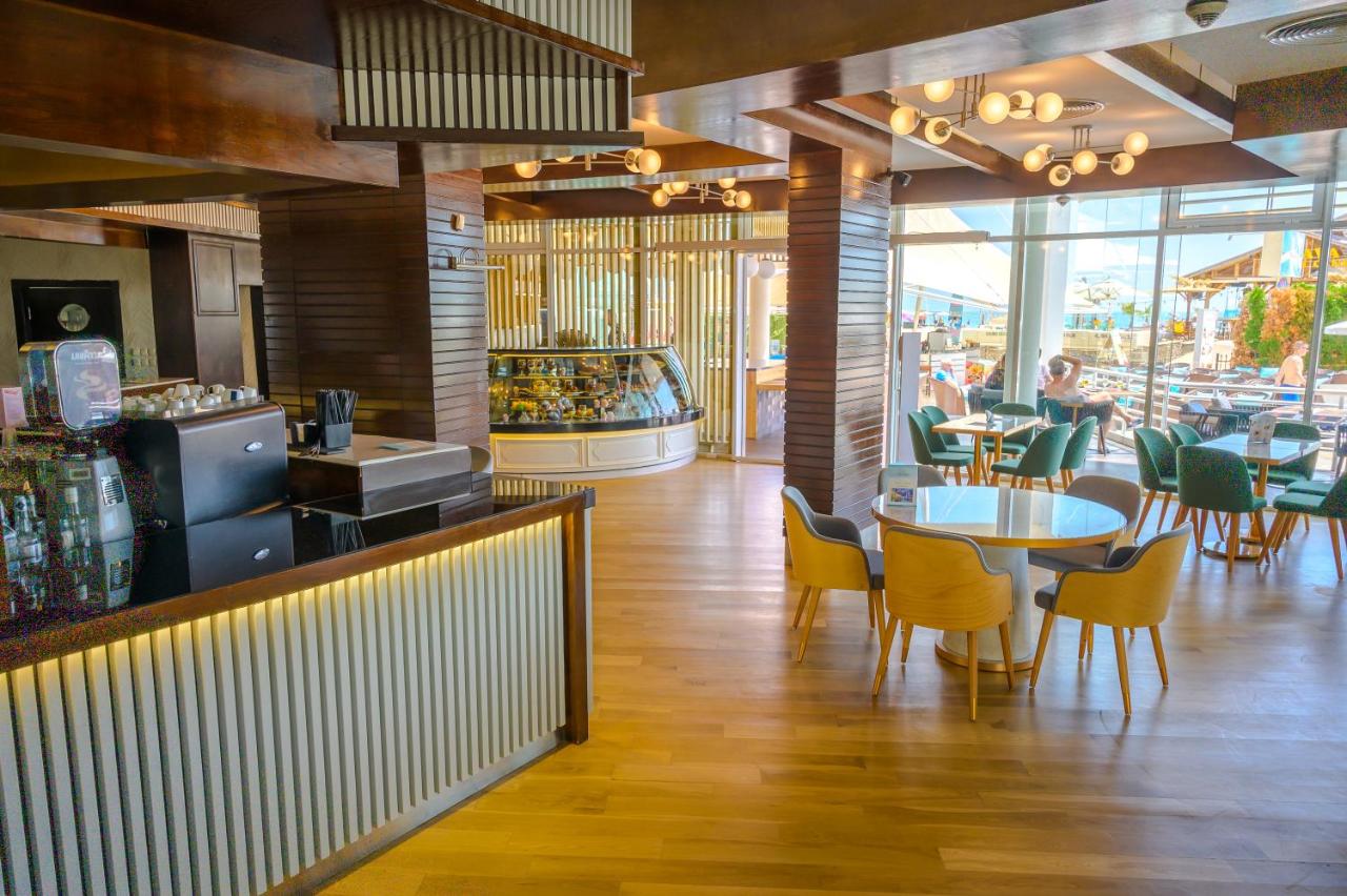 EFFECT Grand Victoria