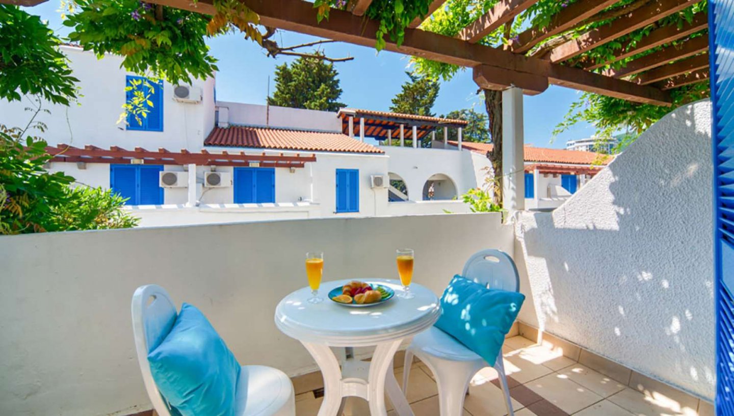 Slovenska Plaza Hotel Complex 3*