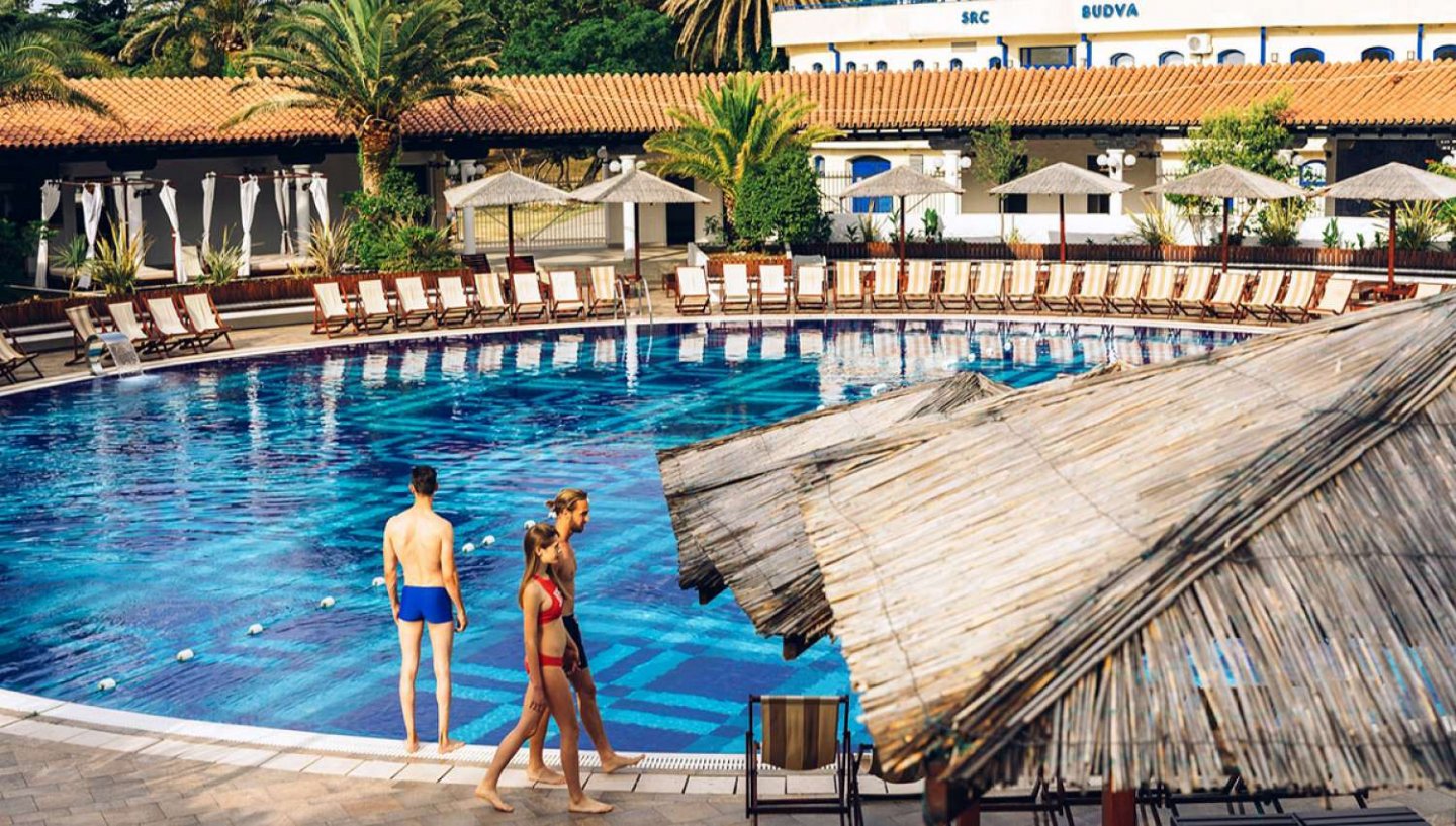 Slovenska Plaza Hotel Complex 3*