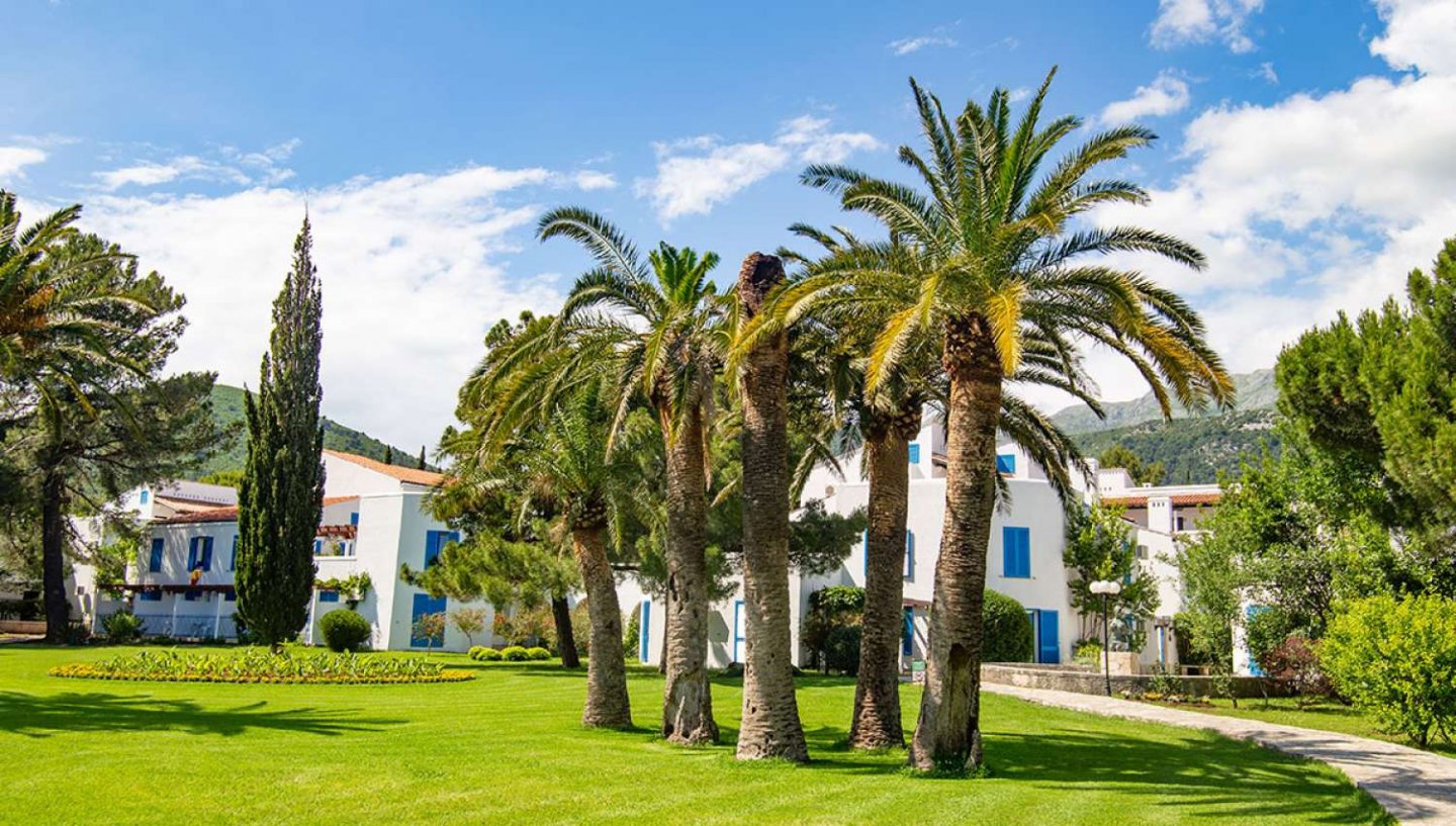 Slovenska Plaza Hotel Complex 3*