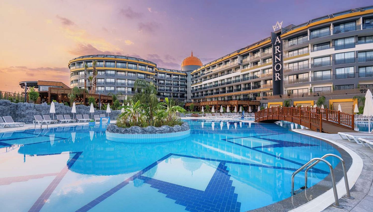 Arnor Deluxe Hotel & SPA