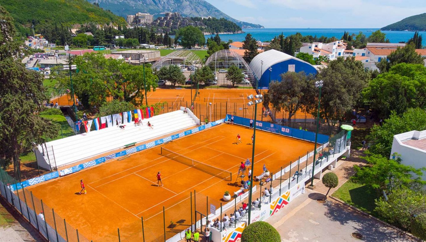 Slovenska Plaza Hotel Complex 3*