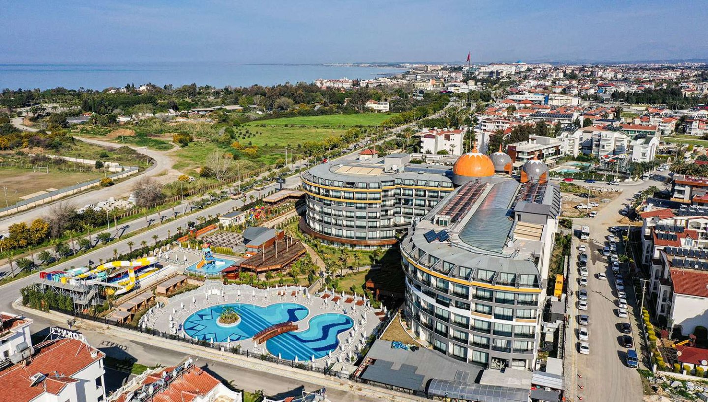 Arnor Deluxe Hotel & SPA