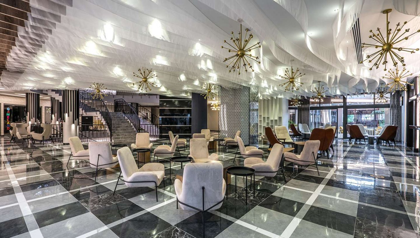 Arnor Deluxe Hotel & SPA